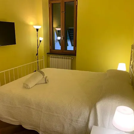 Casa Entella By Vacanze In شقة كيافاري